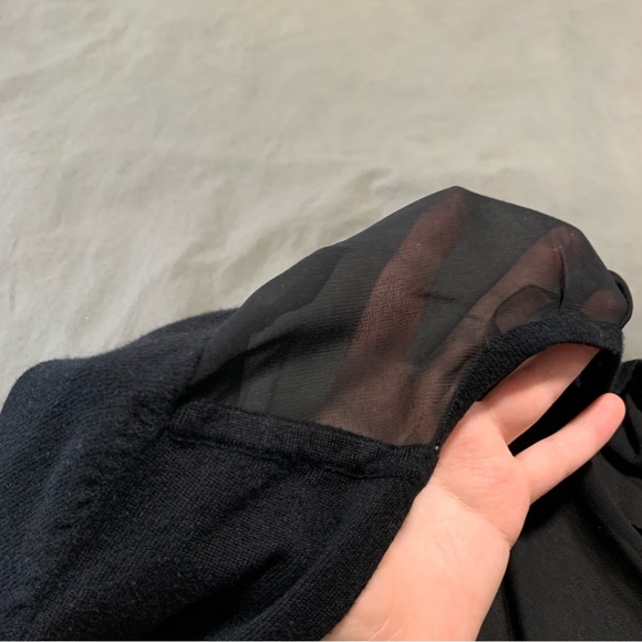 Sheer Cropped Mini cardigan - Picture 6 of 6